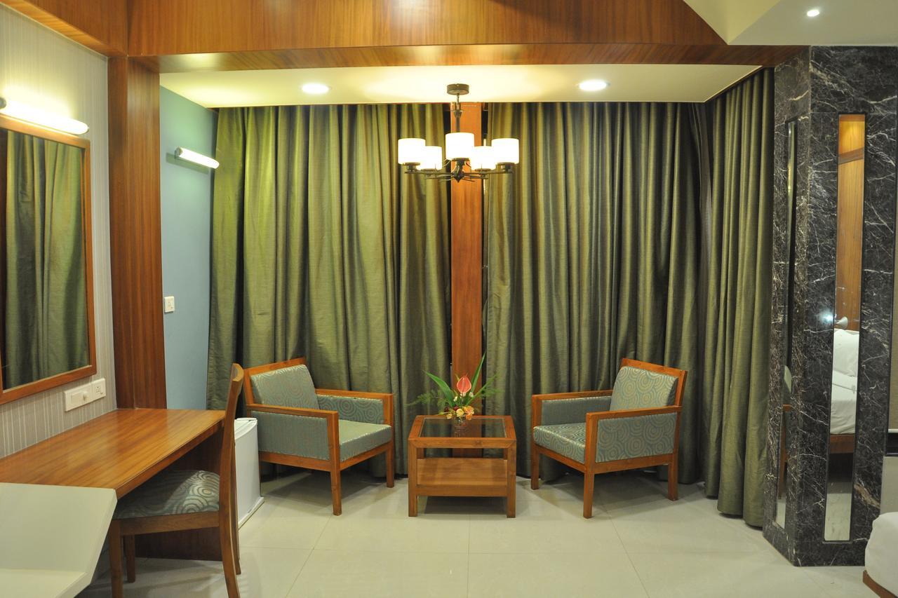 Panaji Residency Hotel Ngoại thất bức ảnh